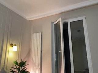 elixiirr 18 y. o. blonde cam girl loves suck huge cock