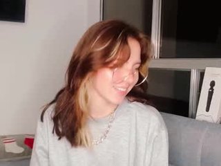 _yourcherrybomb 0 y. o.