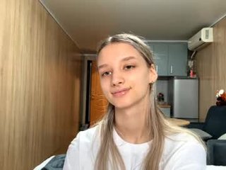 aundreaschindewolf 18 y. o. gorgeous cam model turned into rough sex anal whore