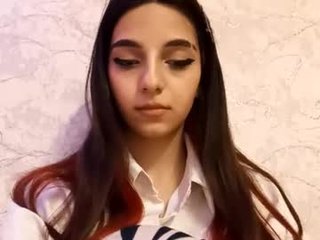 maureenbuff 18 y. o. 