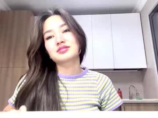 genesissantacruz 18 y. o. 