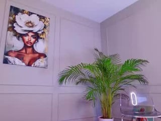theaglowx 0 y. o.