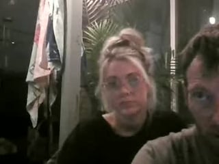 txfuncouple35 30 y. o. milf cam whore live sex in the chatroom