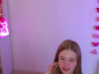 riinaaa 18 y. o. 