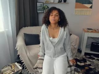 lydalambino 18 y. o.