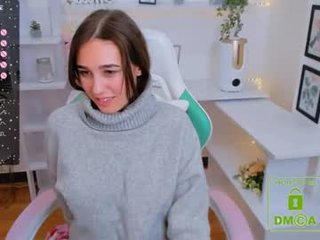 _eliizabeth__ 19 y. o.