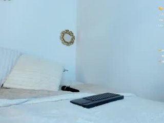 mystic_carito 40 y. o. stunning cam babe gets anal fucked