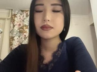 jasminebade 18 y. o. bdsm live show with asian webcam slut