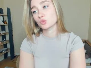 kaceyeichel 18 y. o. 