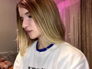 ulalittlepage 18 y. o. 