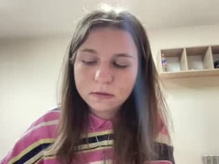 azzieheberly 18 y. o. 