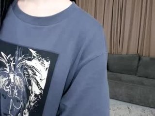 maximacluver 18 y. o. cam babe wants show beauty kiss live sex