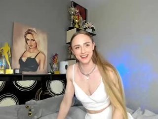 dana__white 18 y. o. showing femdom scenes in private live sex chat now